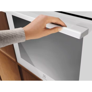Piekarnik Electrolux LOE8F38V z czyszczeniem katalitycznym