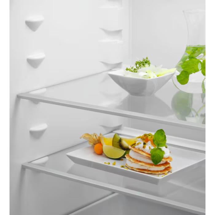 Lodówka do zabudowy 70 cm Electrolux KNA7TE75S